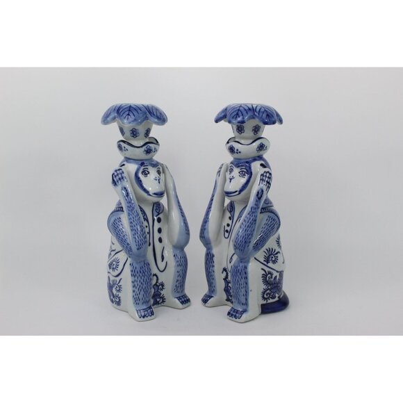 Chinoiserie Monkey Candlestick Holders, White Delft Style Pair - Picture 8 of 9